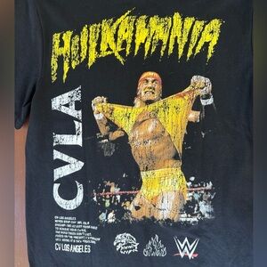 CVLA WWE Hulk Hogan Hulkamania Short Sleeve Tshirt - Mens Medium